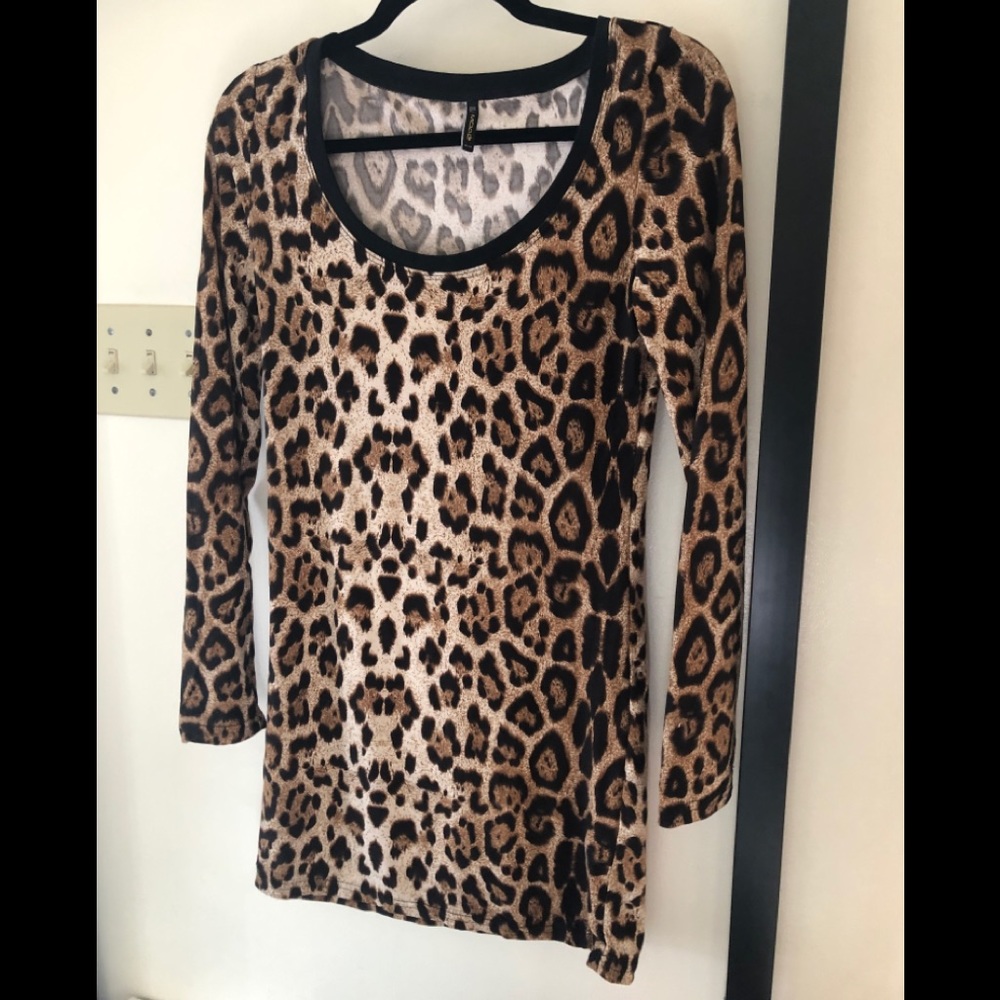Leopard print slinky shirt